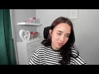 Xlovecam Sex Chat of AdeleVibe