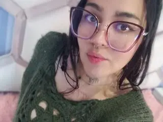 Xlovecam Free Live Porn of LilithRossi