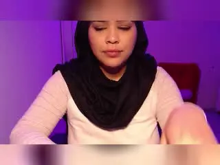 Xlovecam Free Live Porn of Shalyn