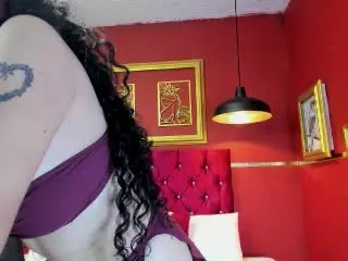 Xlovecam Free Live Porn of AlanaNaur