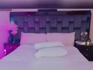 Xlovecam Live Sex of ScarlletZhen
